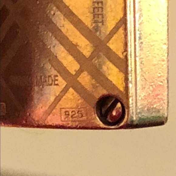 Burberry Bracelet so cute - Picture 4 of 8